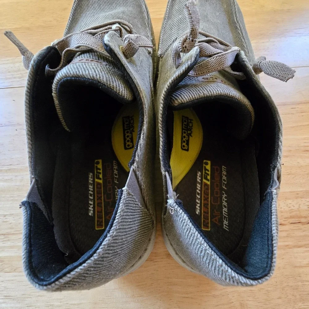 Skechers Relaxed Fit Loafers Men Taupe Brown Air-Cooled Memory Foam Moc Toe Shoe